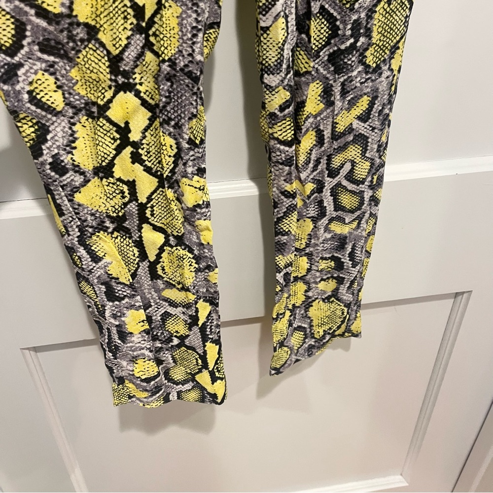 Wayf Python Snake Printed Pants Xs - image 5